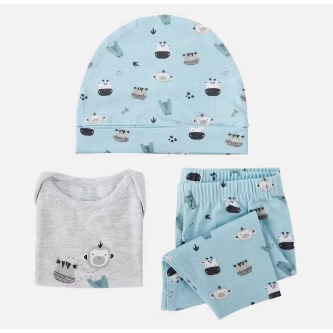Description En coton biologique Disponible en taille 50/56 ou 62/68 avec divers imprimés Ce coffret cadeau contient un t-shirt tendance, un pantalon et un chouette accessoire : bonnet, bavoir ou bandeau. Le cadeau de naissance idéal ! Pour bébés de 0 à 6 mois.
